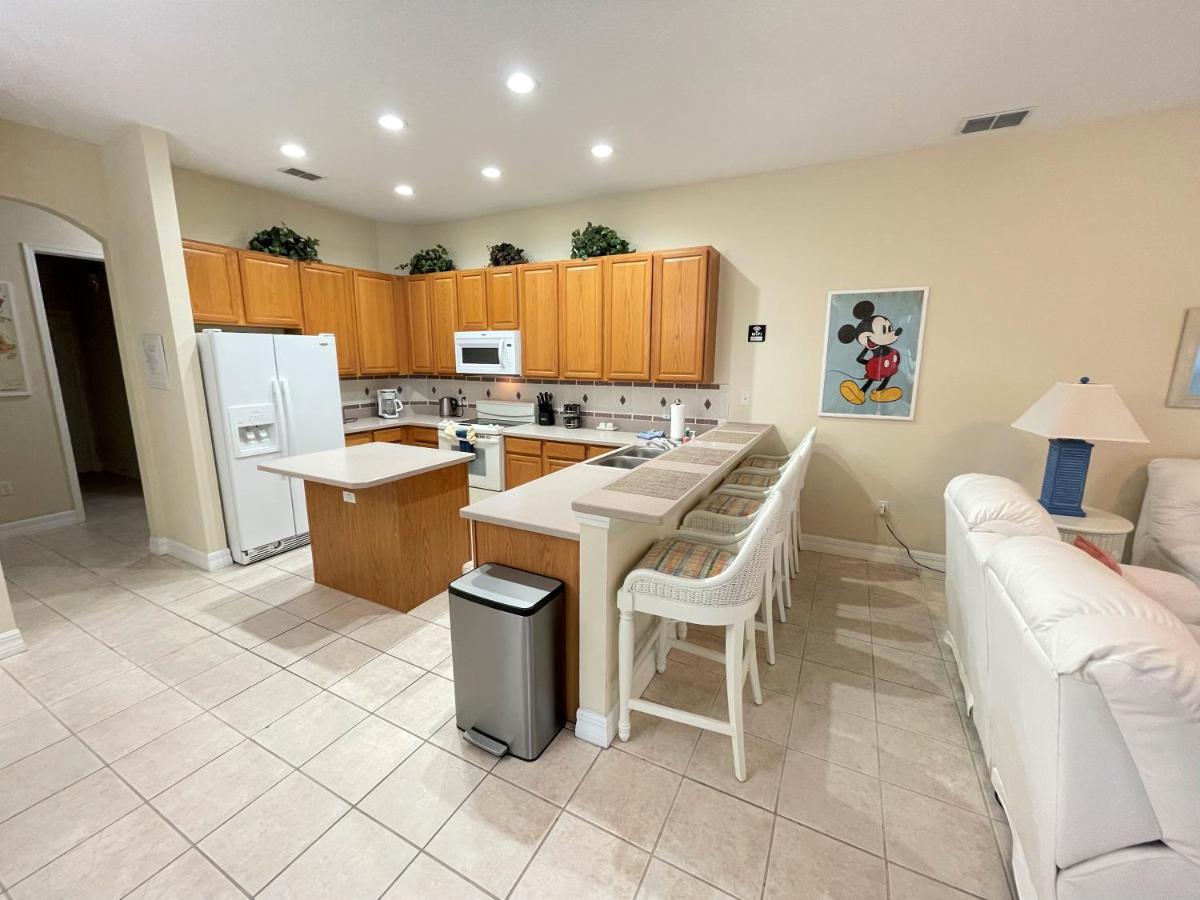 Mickeys Corner - Fantastic 5Br With Large Private Garden Pool Hot Tub Game Room Gas Bbq 2 Miles To Disney 올랜도 외부 사진